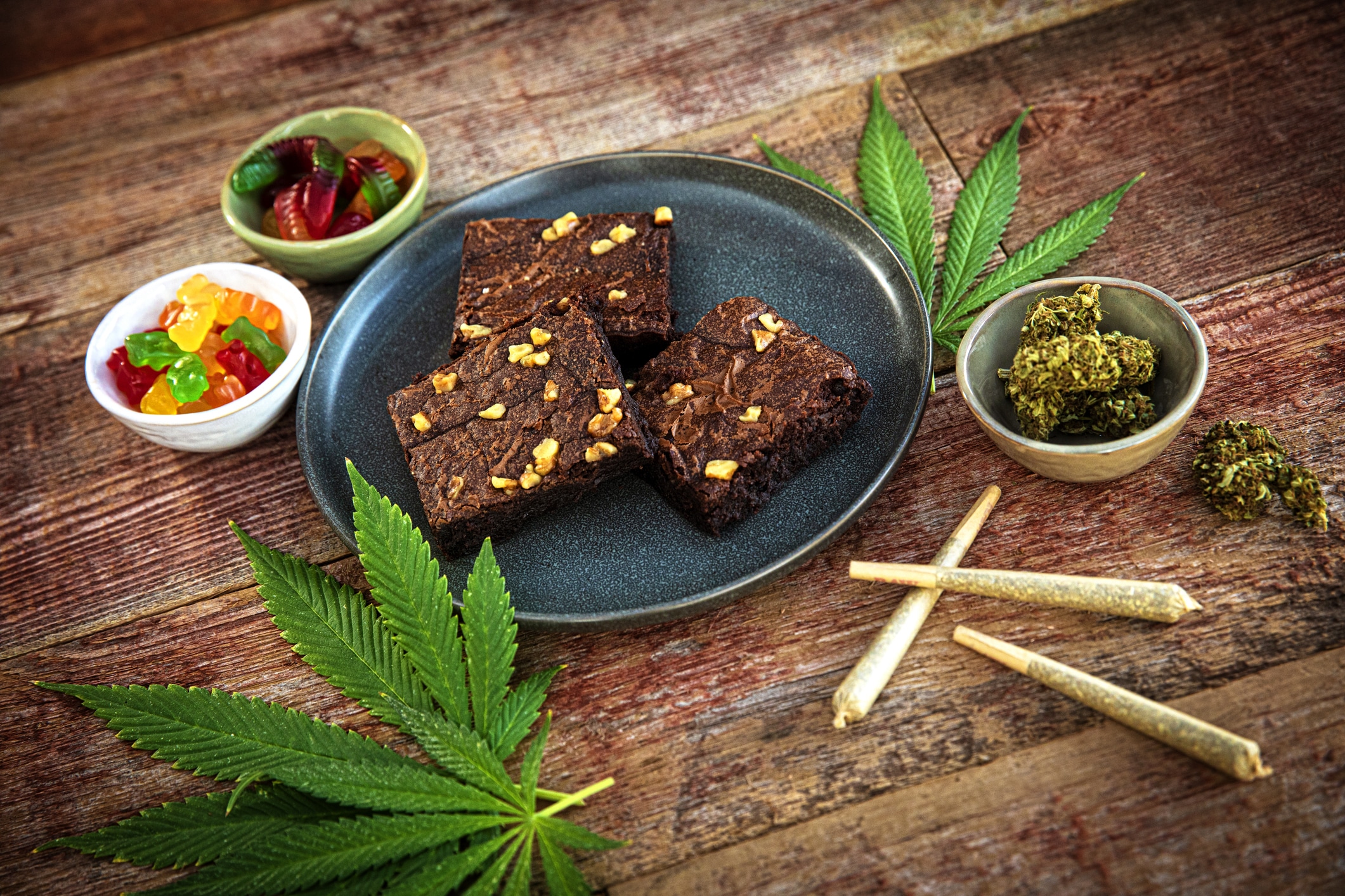 cannabis brownies and gummies